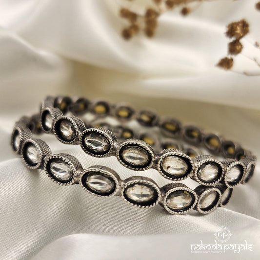 Oval White Bangles (K5063)