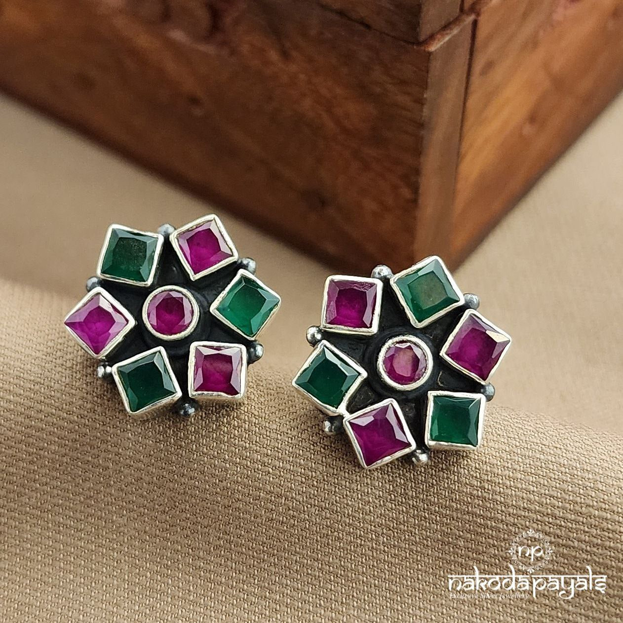 Kemp Squarish Studs (S3702)