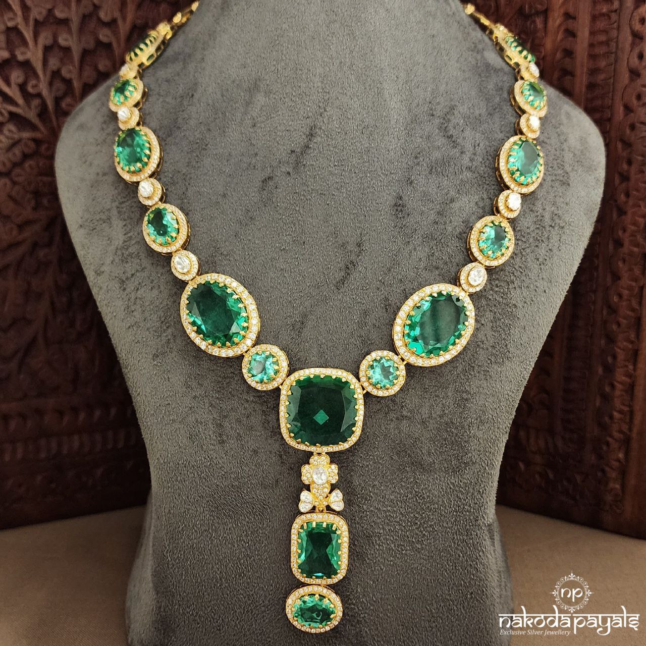Emerald Green Moissanite Neckpiece With Earrings (Gn9180)