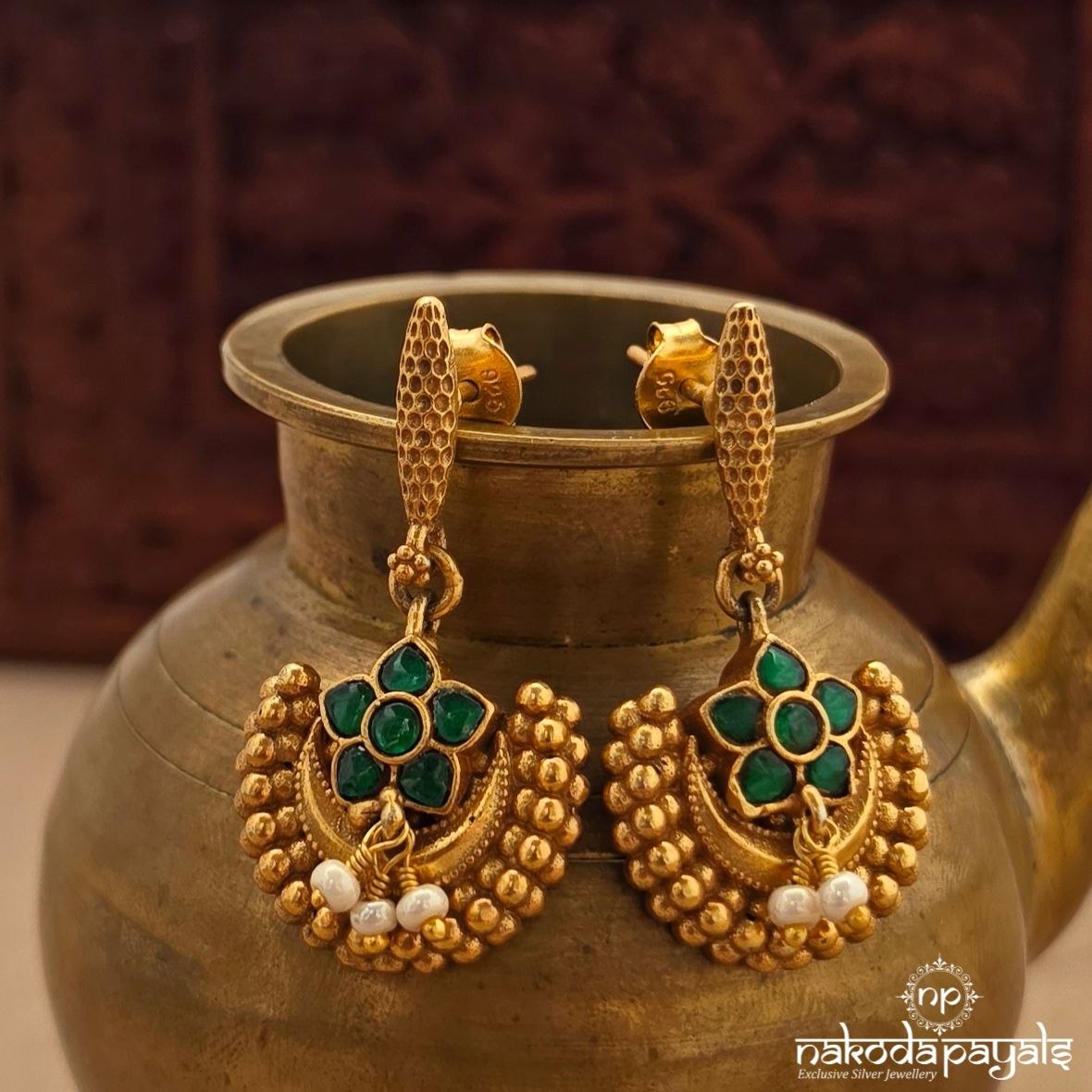 Green Star Floral Chandbali (Ge11280)