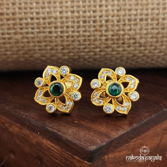 Gorgeous Green Dot Studs (Ge9341)