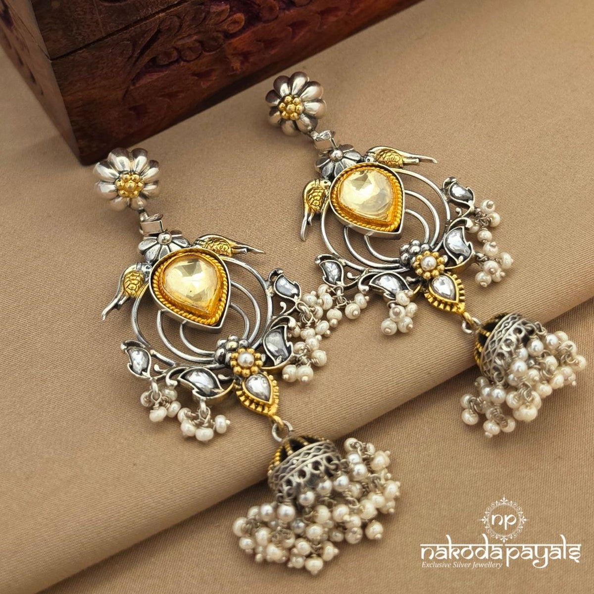 Floral Pearly Dual Tone Earring (C4311)