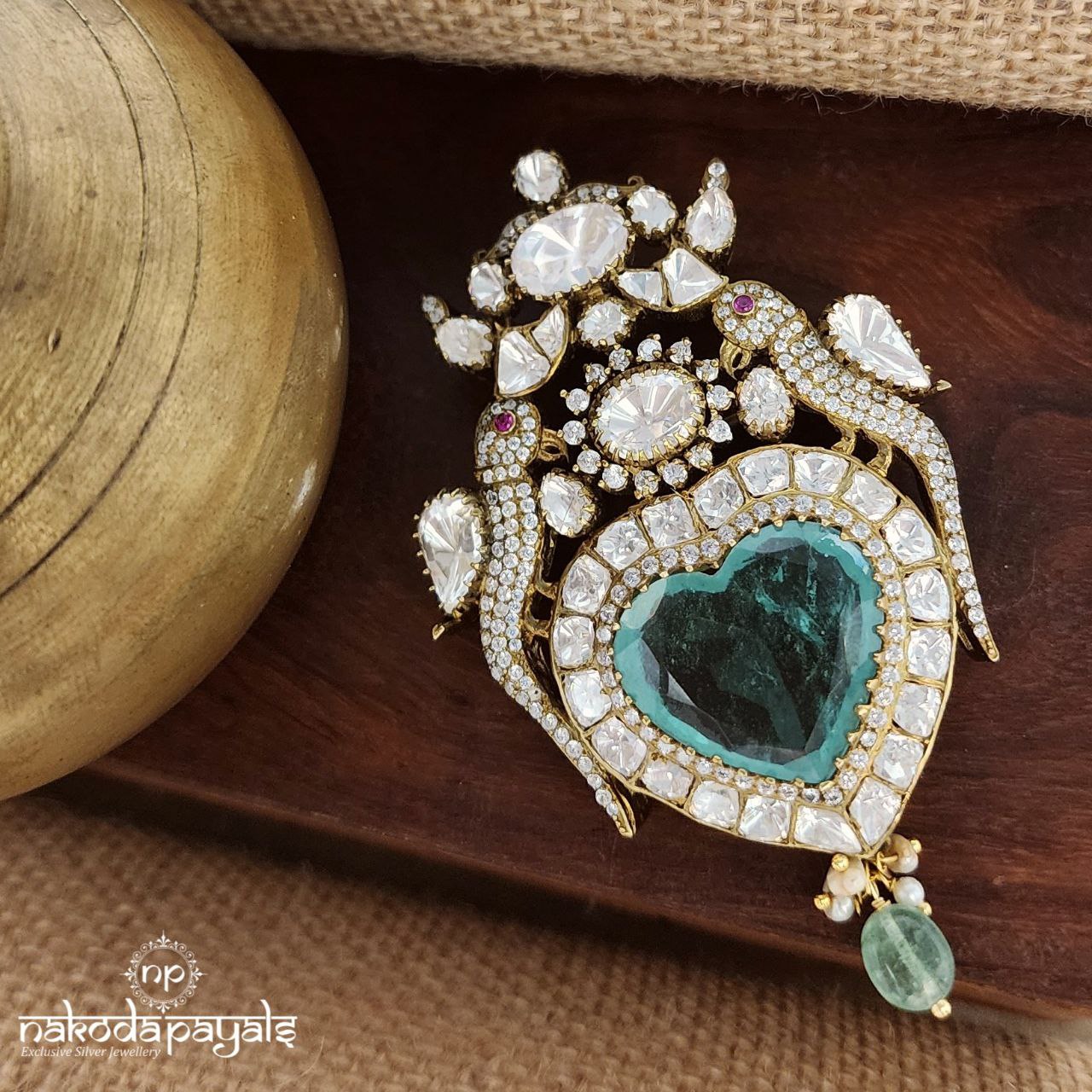 Emerald Green Moissanite Brooch (St3501)