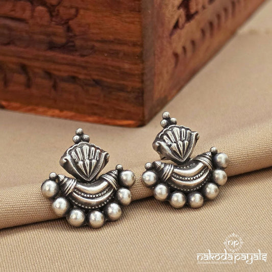 Of Moon Studs (S9737)