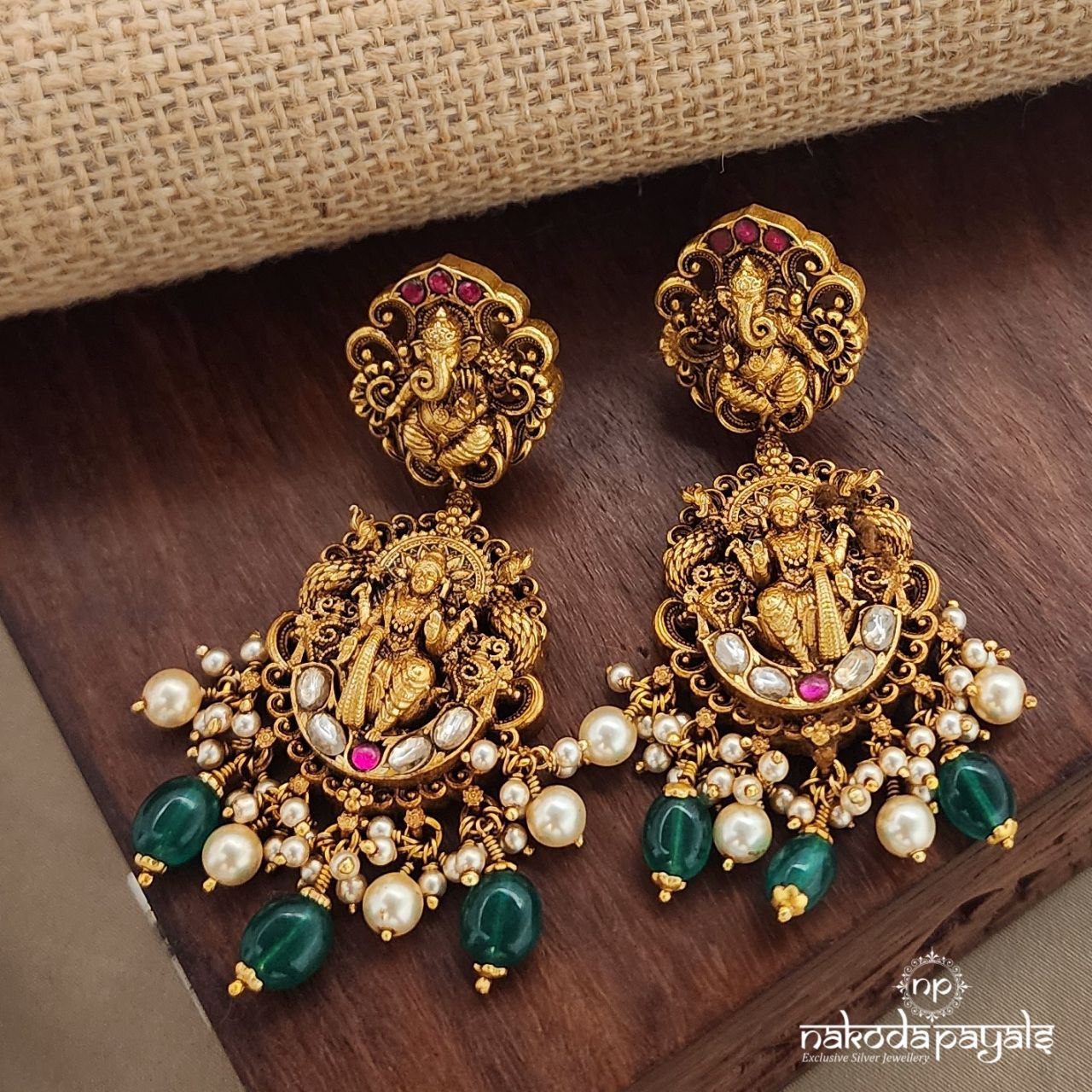 Goddess Neckpiece With Earrings (Gn9634)