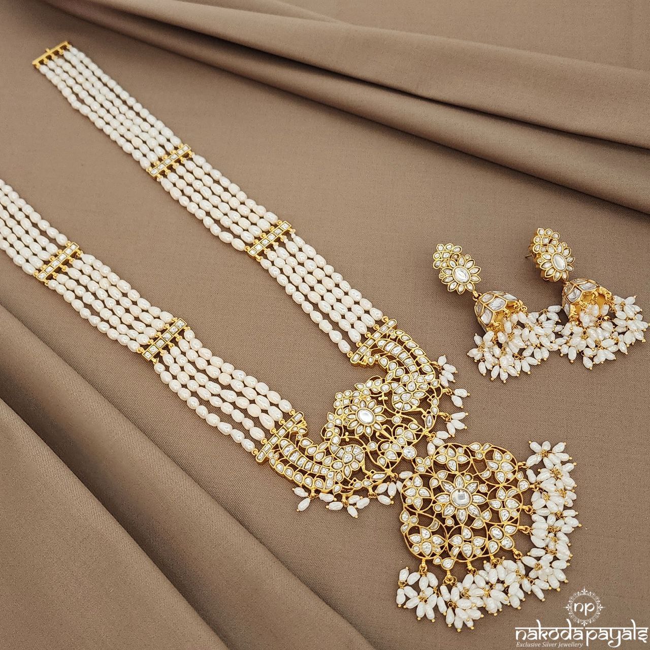 Pearled White Neckpiece With Earrings (Gn9109)