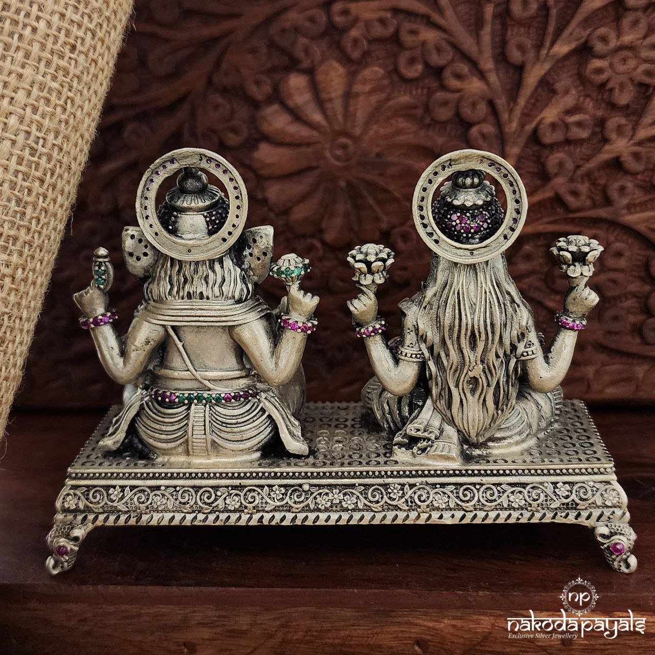 Stone Decorated Lakshmi Ganesha (Aa0579)