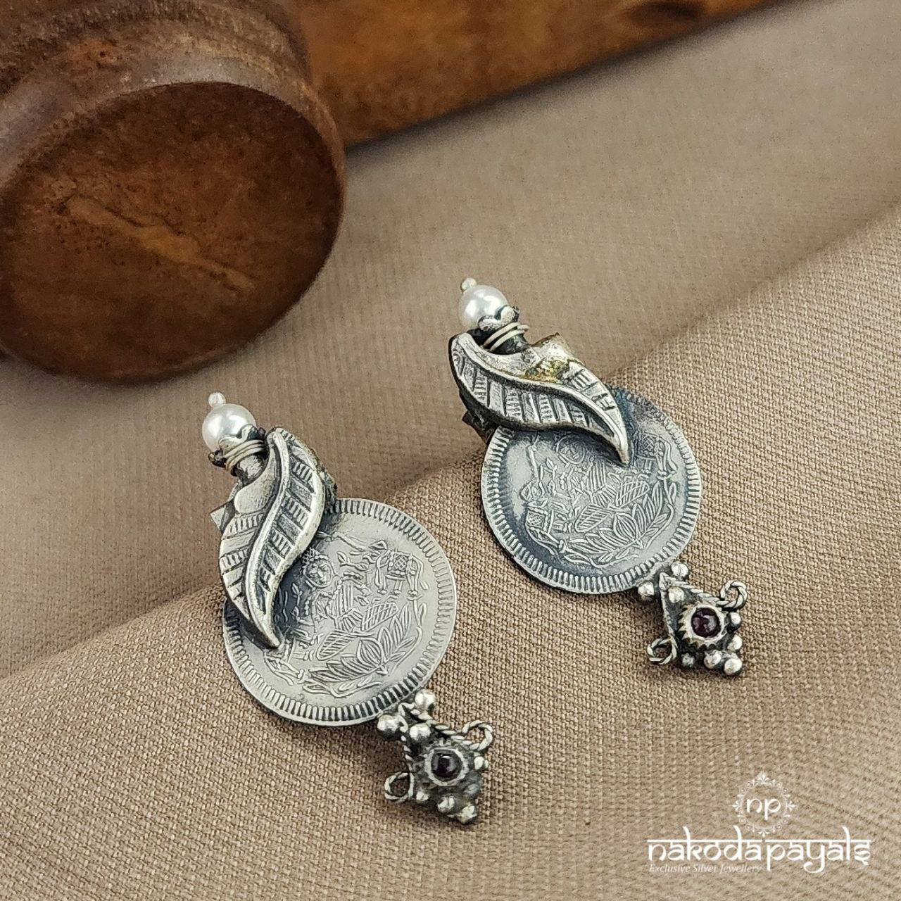 Leafy Coin Studs (S3674)