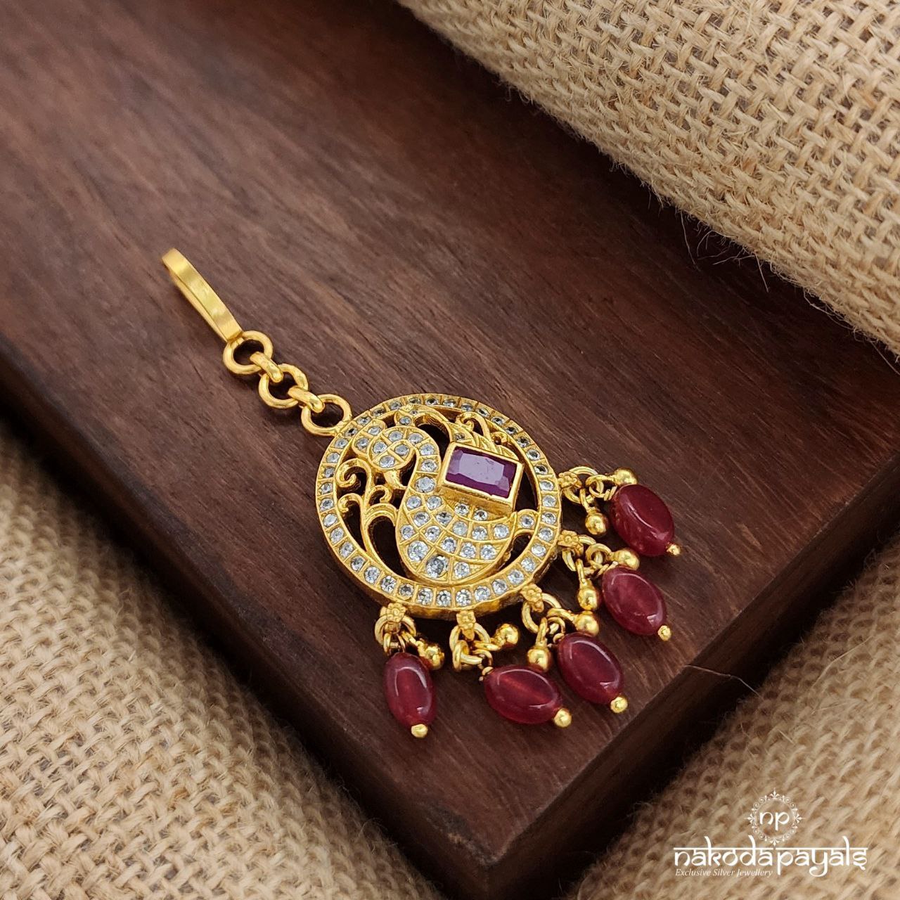 Peacock Red Drop Maang Tika (Gm1001)