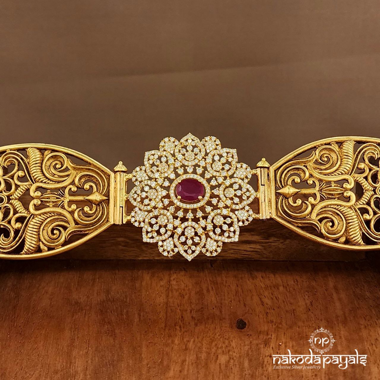 CZ Ruby Daab With Belt (D0246)