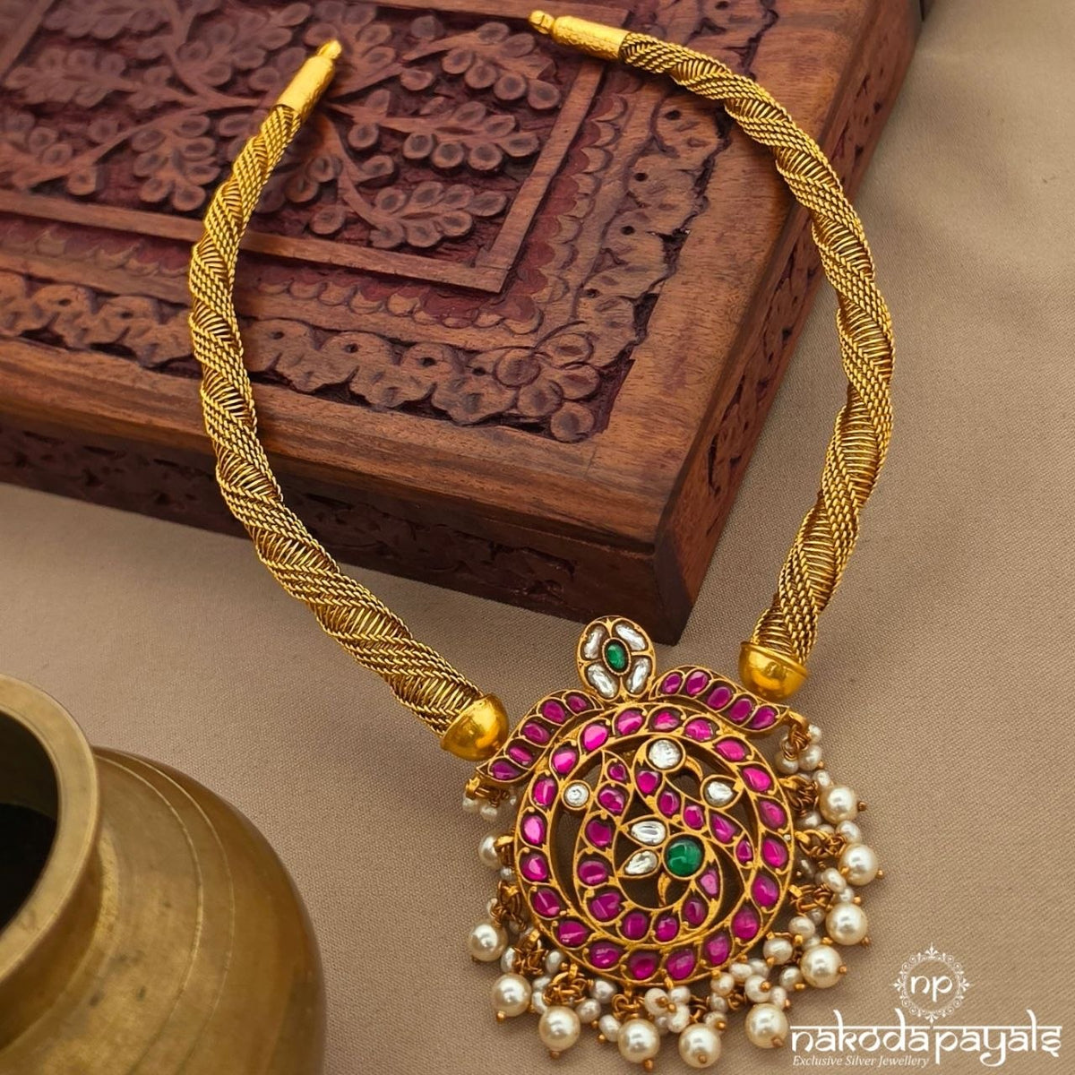 Exclusive Floral Peacock Neckpiece (Gn10848)