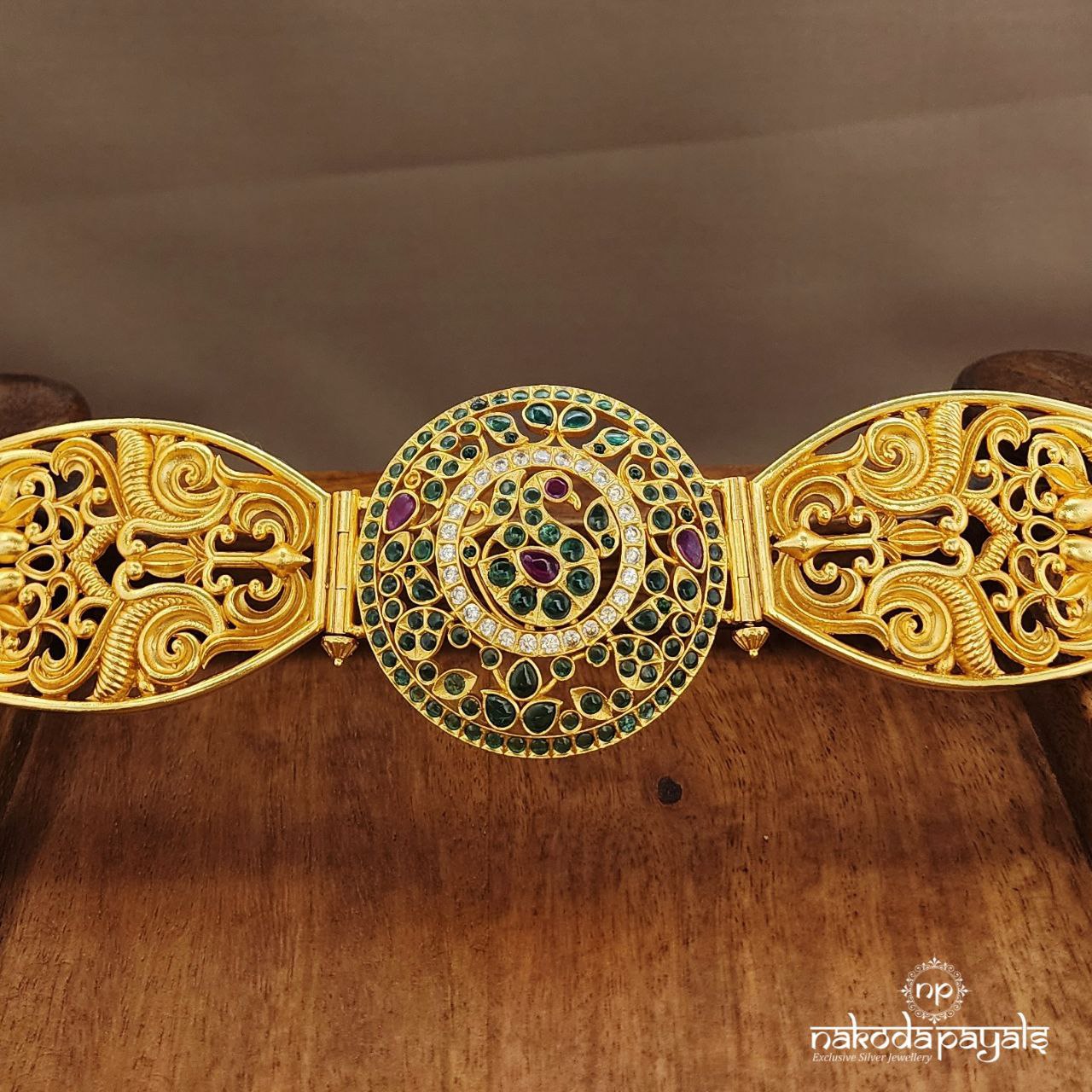 Green Peacock Daab With Belt (D0252)