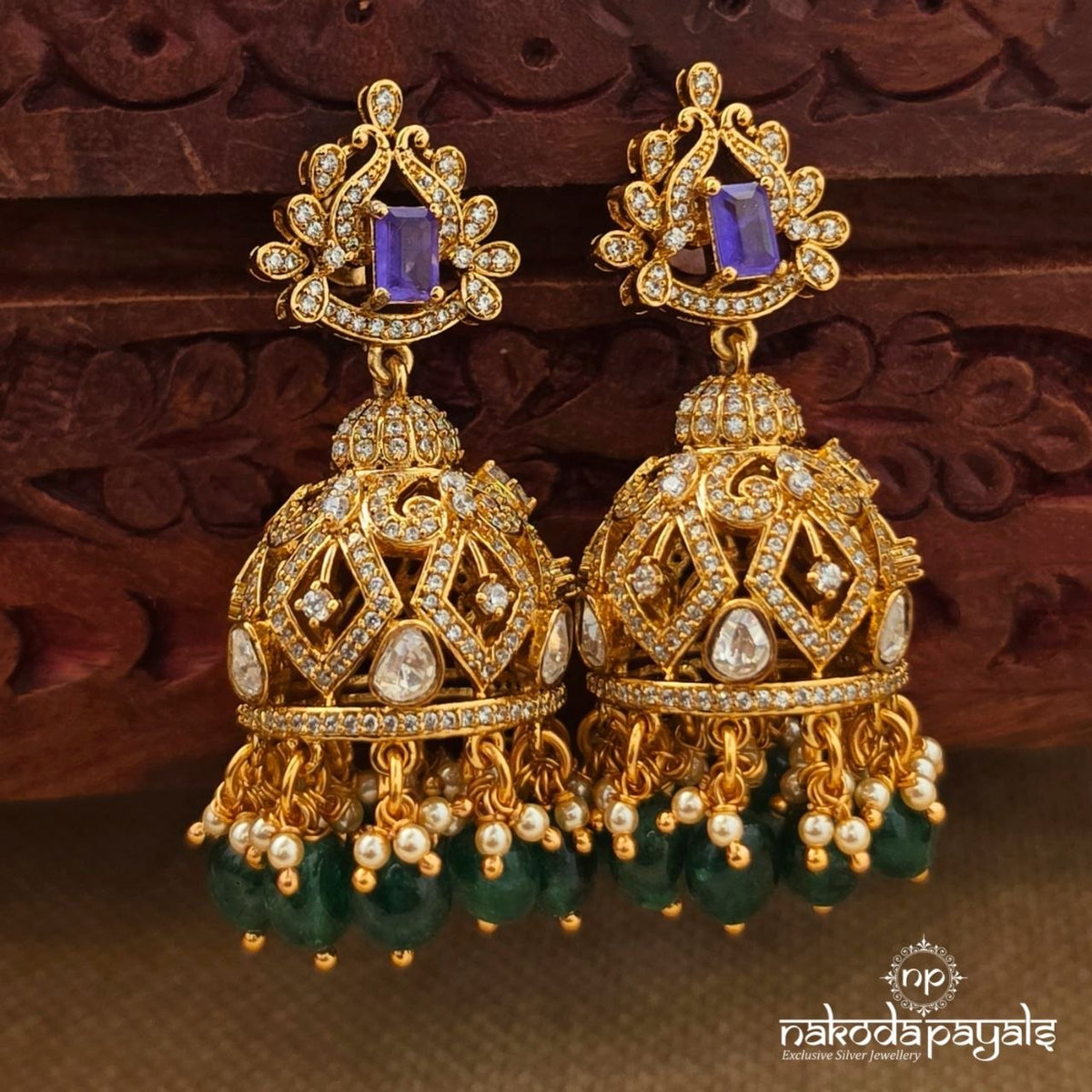 Exquisite Floral Pearl Jhumka (Ge11378)