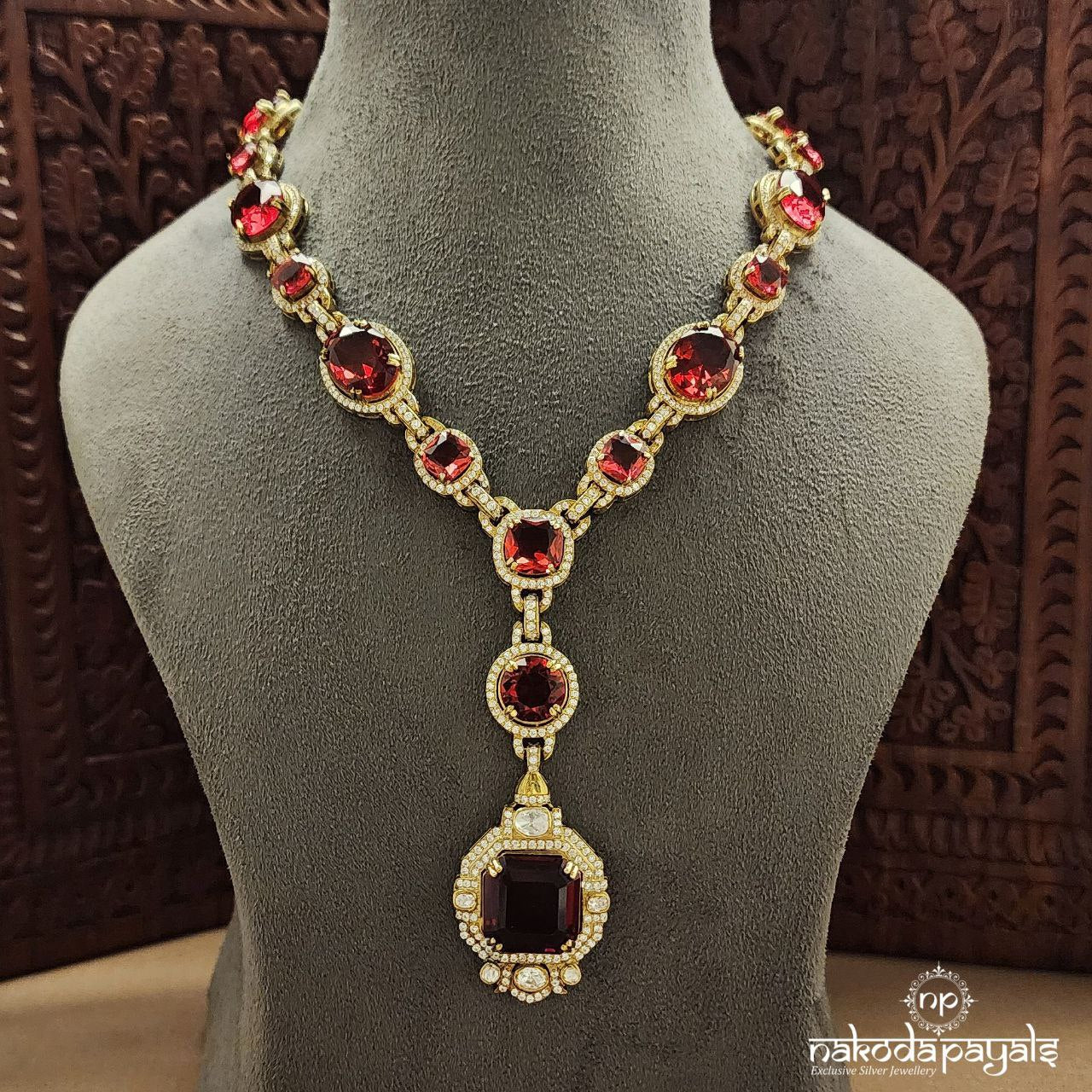 Ruby Red Moissanite Neckpiece With Earrings (Gn9178)