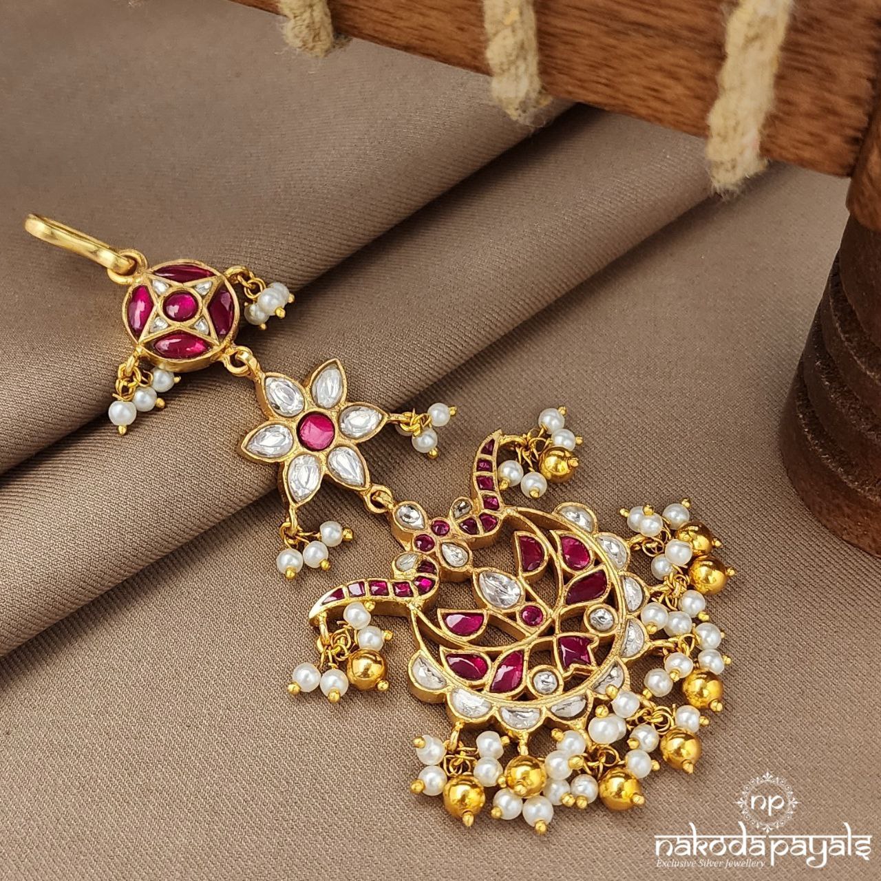 Beautiful Peacock Floral Kundan Maang Tikka (Gm1070)