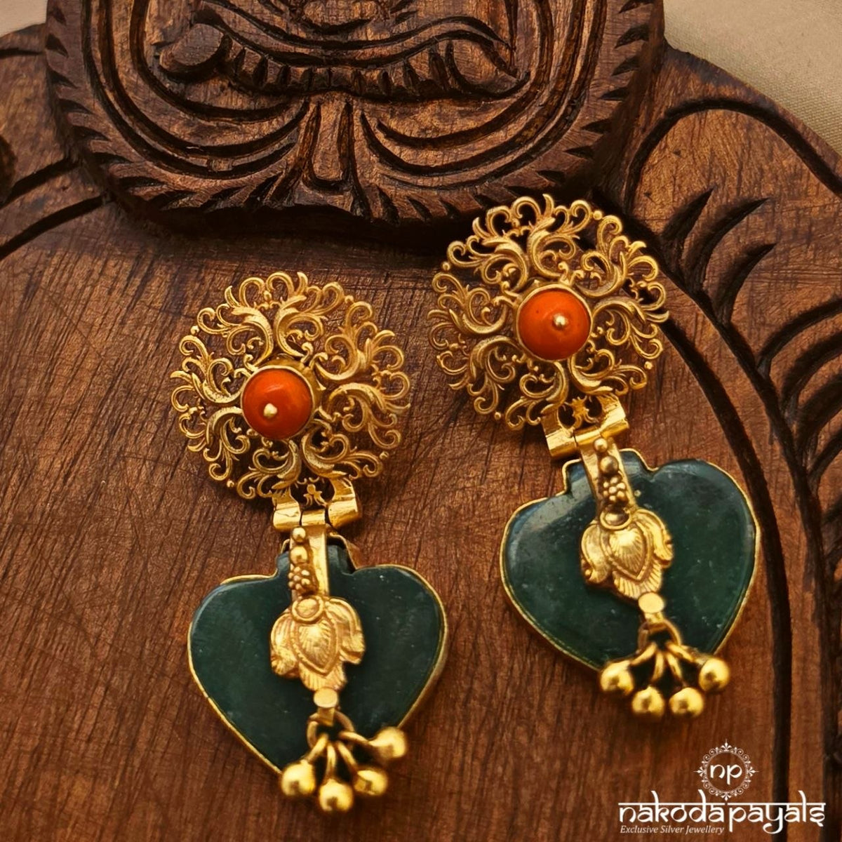 Circular Coral Floral Chandbali (Ge11592)