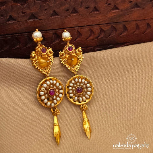 Pearl Exemplary Chandbali (Ge11029)