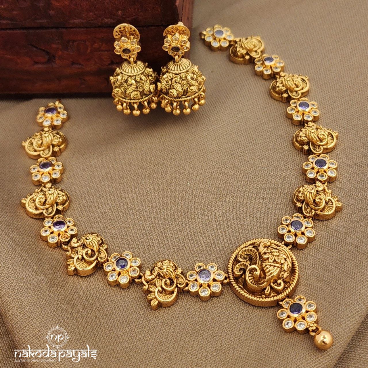 Amethyst Floral Neckpiece With Earrings (Gn9981)