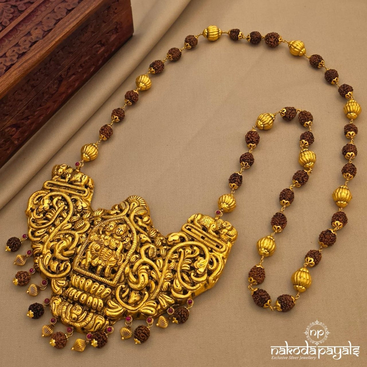 Rudraksha Nakash Neckpiece (Gn10956)