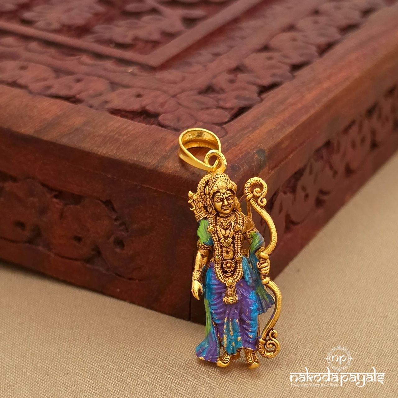 Enameled Lord Rama Pendant (Gp2309)