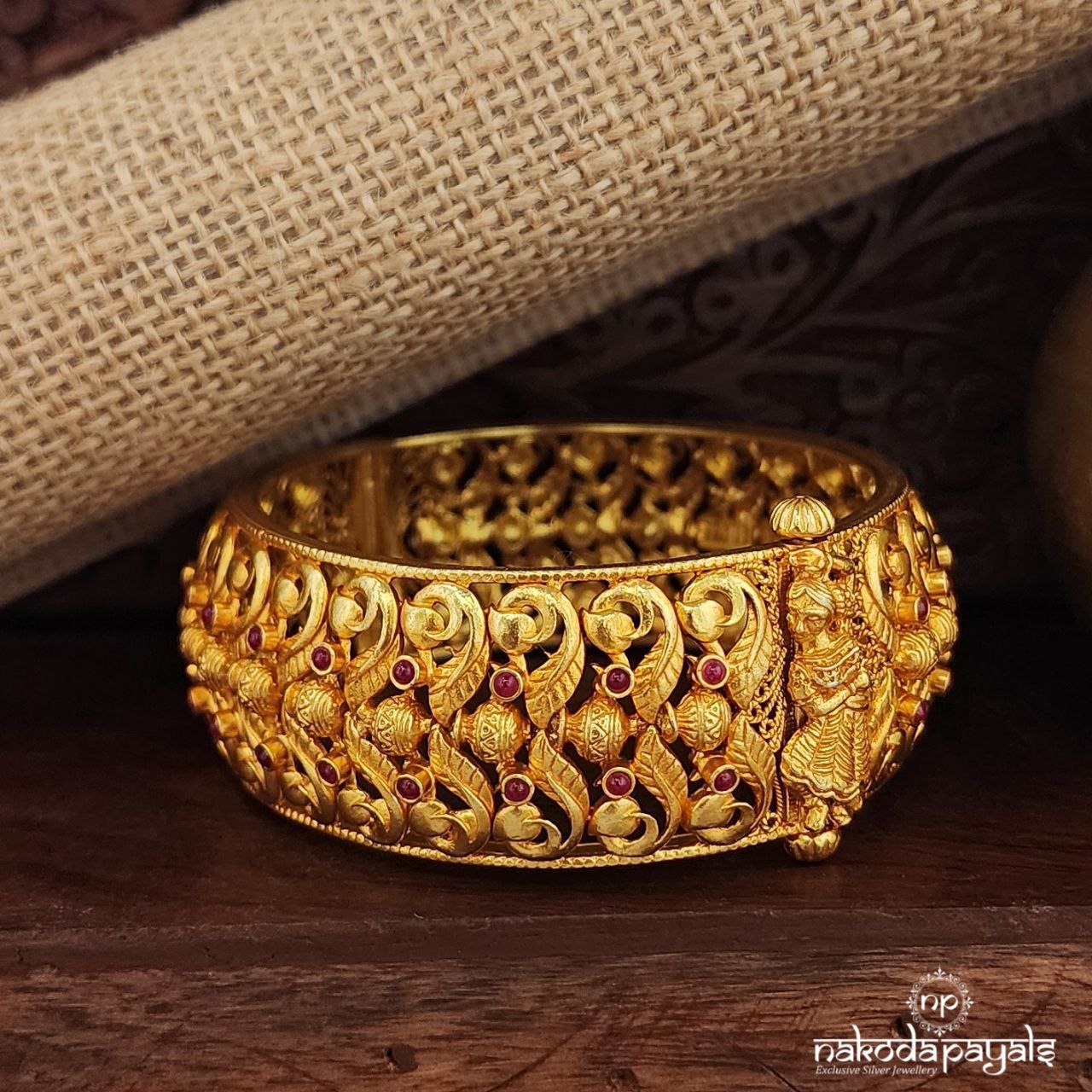 Elegant Openable Kada (2.4)  (Gk3113)