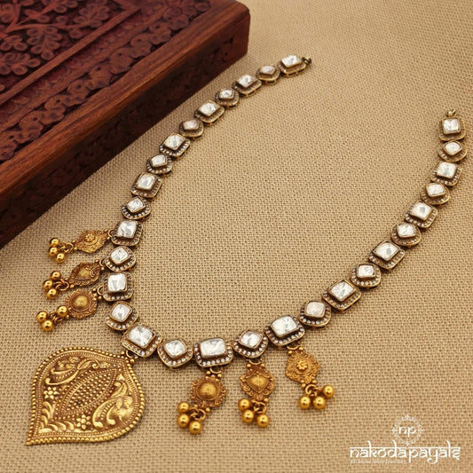 Eye-Catching Moissanite Neckpiece (Gn10641)