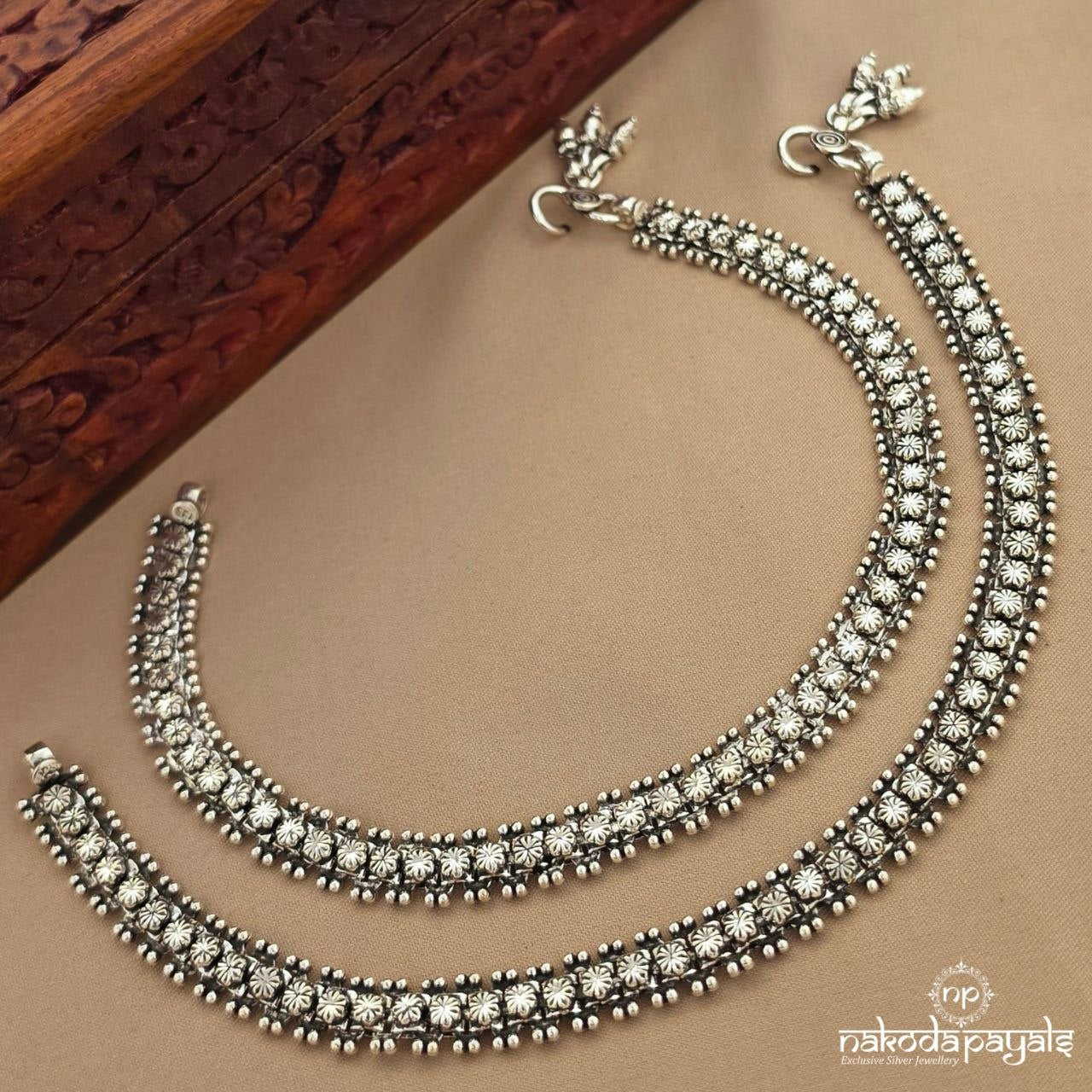 Cute Floral Anklets (A7069)
