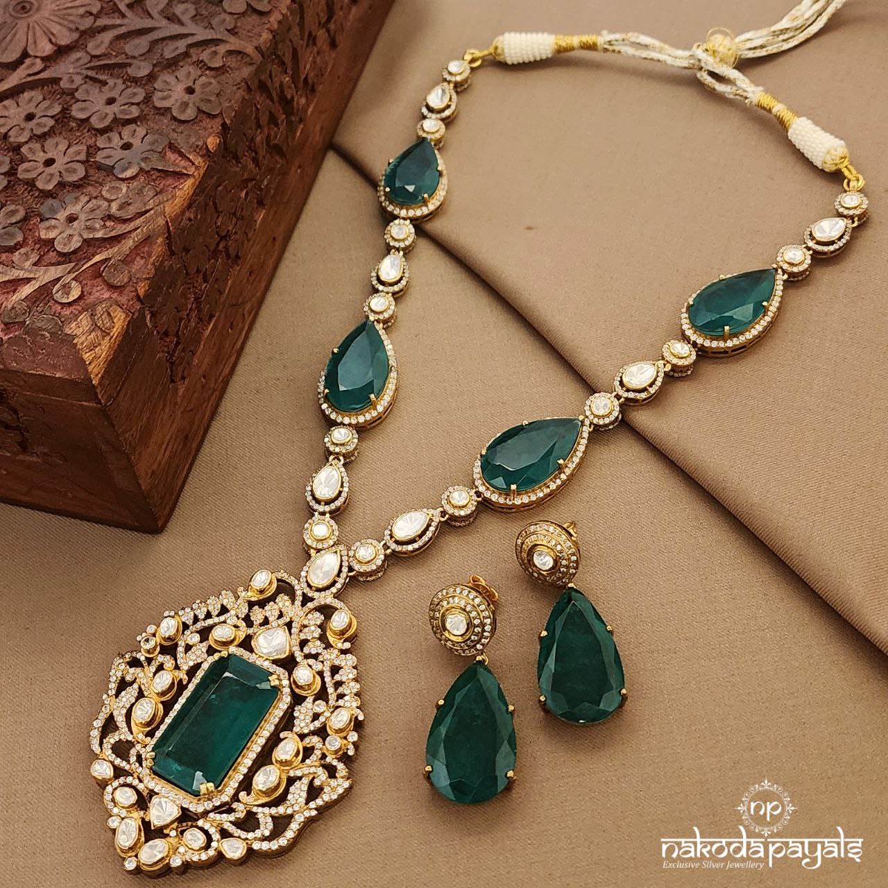 Emerald Green Moissanite Neckpiece Set (Gn9694)
