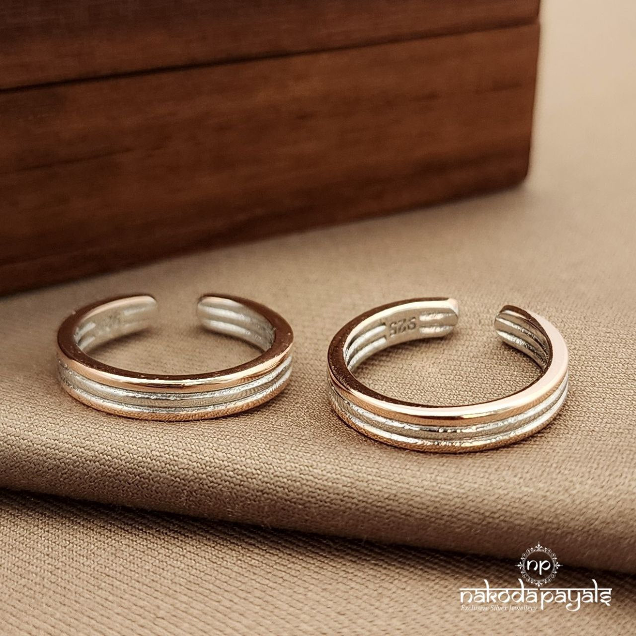 Dual Tone Plain Toebands (T4716)