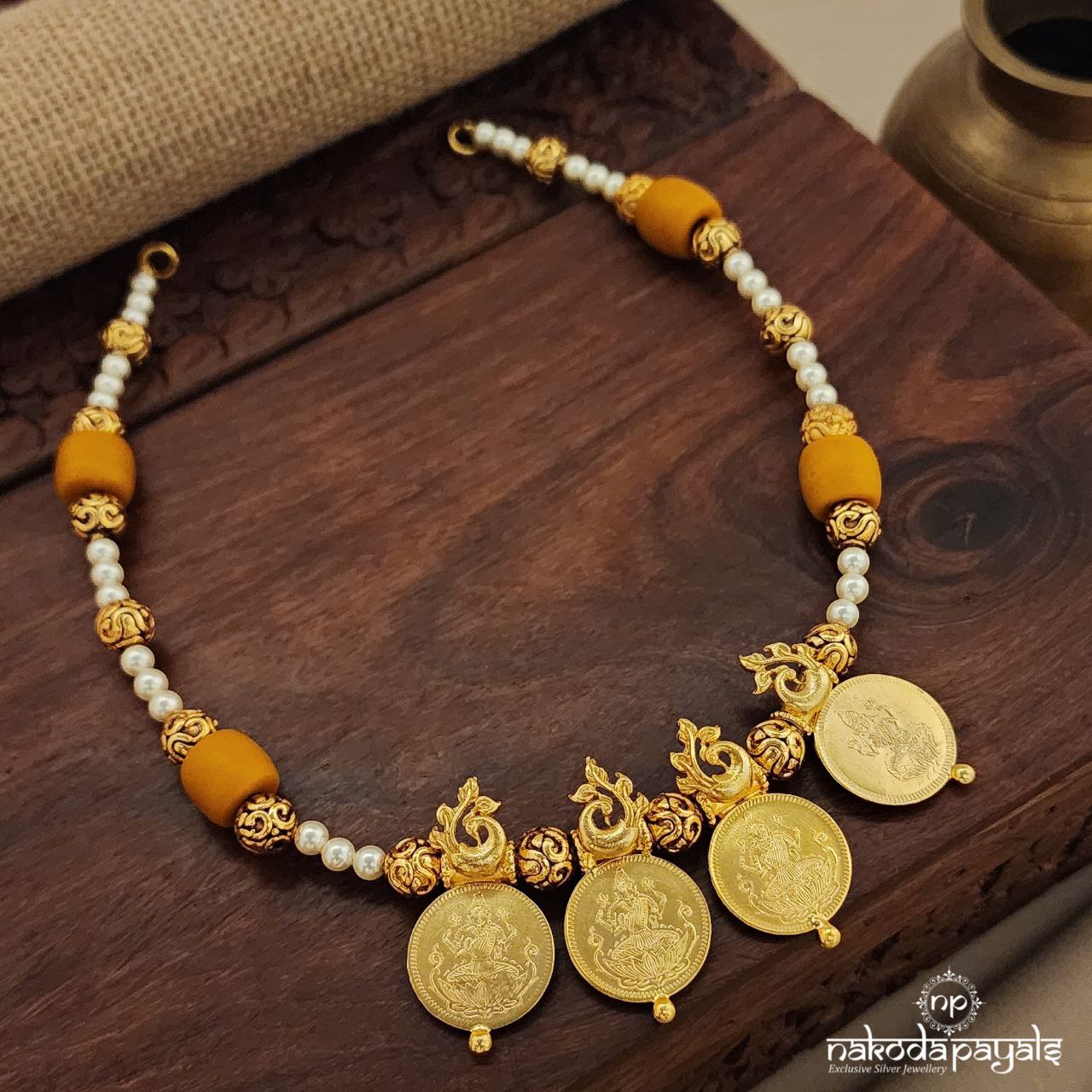 Sunset Coral Lakshmi Coin Neckpiece (Gn8600)