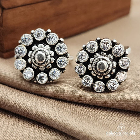 White Circular Toerings (T4661)