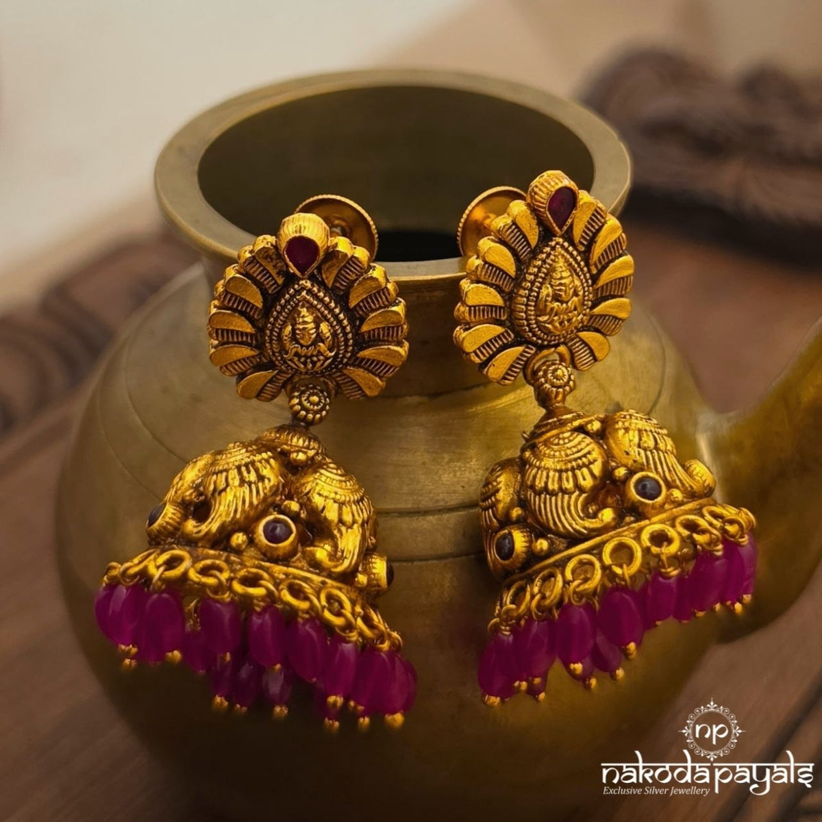 Divine Lakshmi Jhumka (Ge11582)