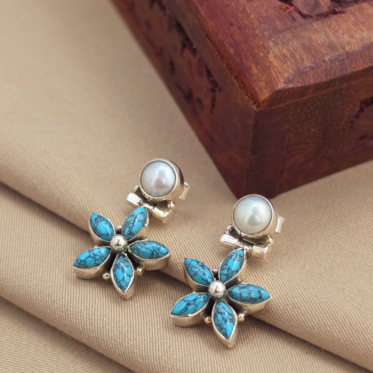 Floral Studs (H2119)