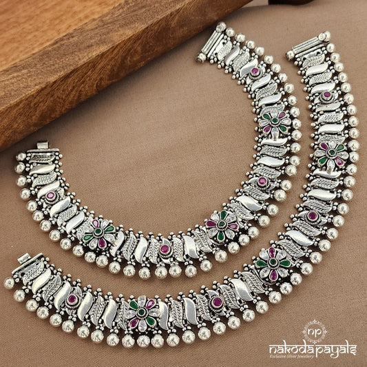 Stunning Leafy Floral Anklet (A6622)