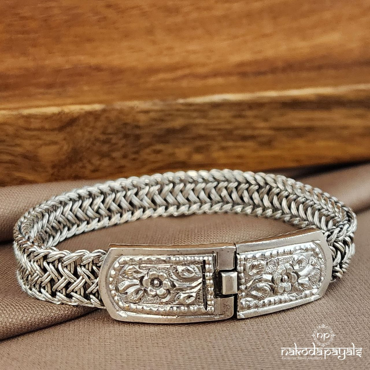 Multi Braided Men's Bracelet (Mc1055)