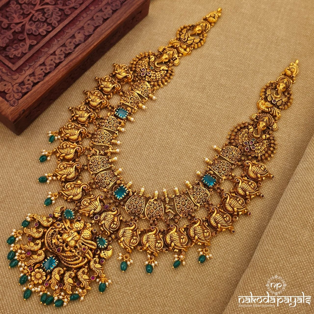 Greenish Peacocks Pearly Neckpiece (Gn10545)