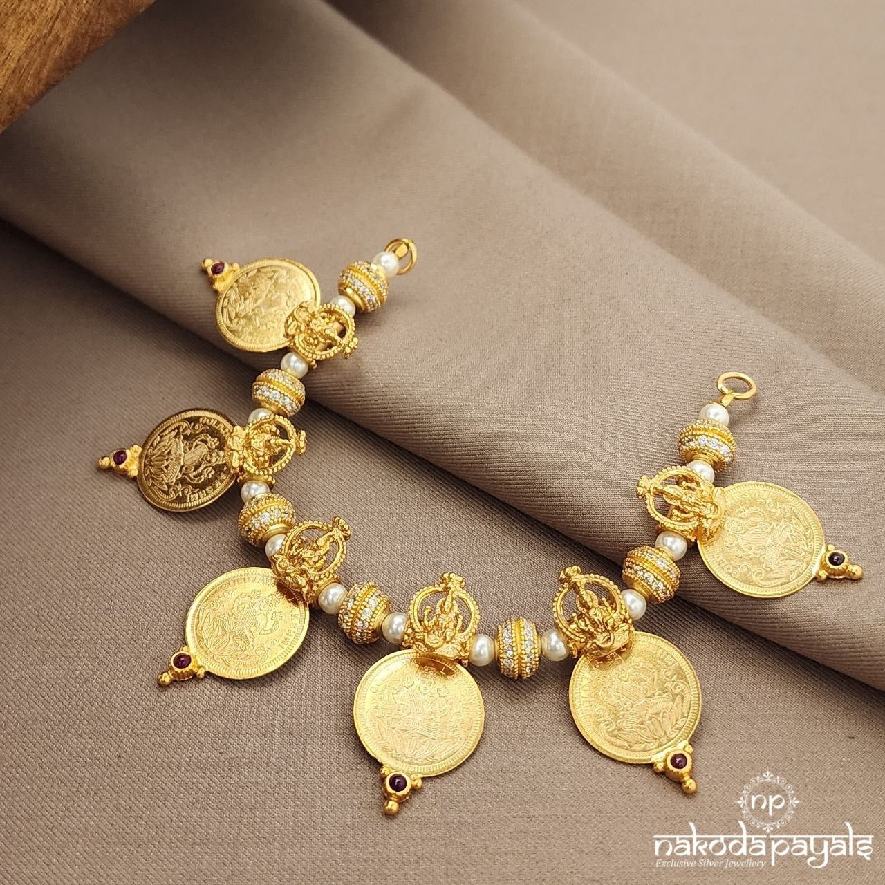 Traditional Lakshmi Kasu Neckpiece (Gn9294)