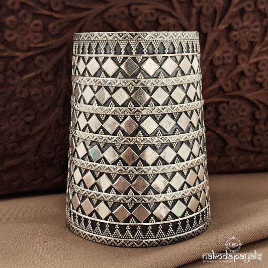 Amazing Oxidised Adjustable Kada (K6182)