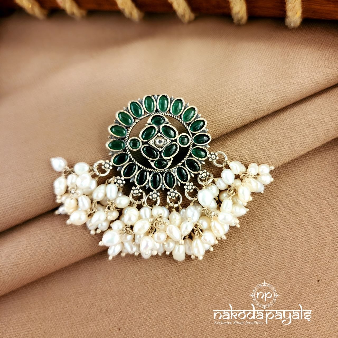 Greenish Pearled Pendant (P2578)