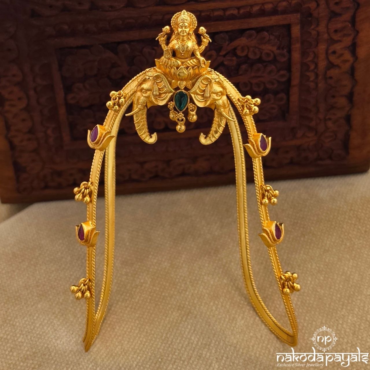 Gaja Lakshmi Armlet (Ha0153)