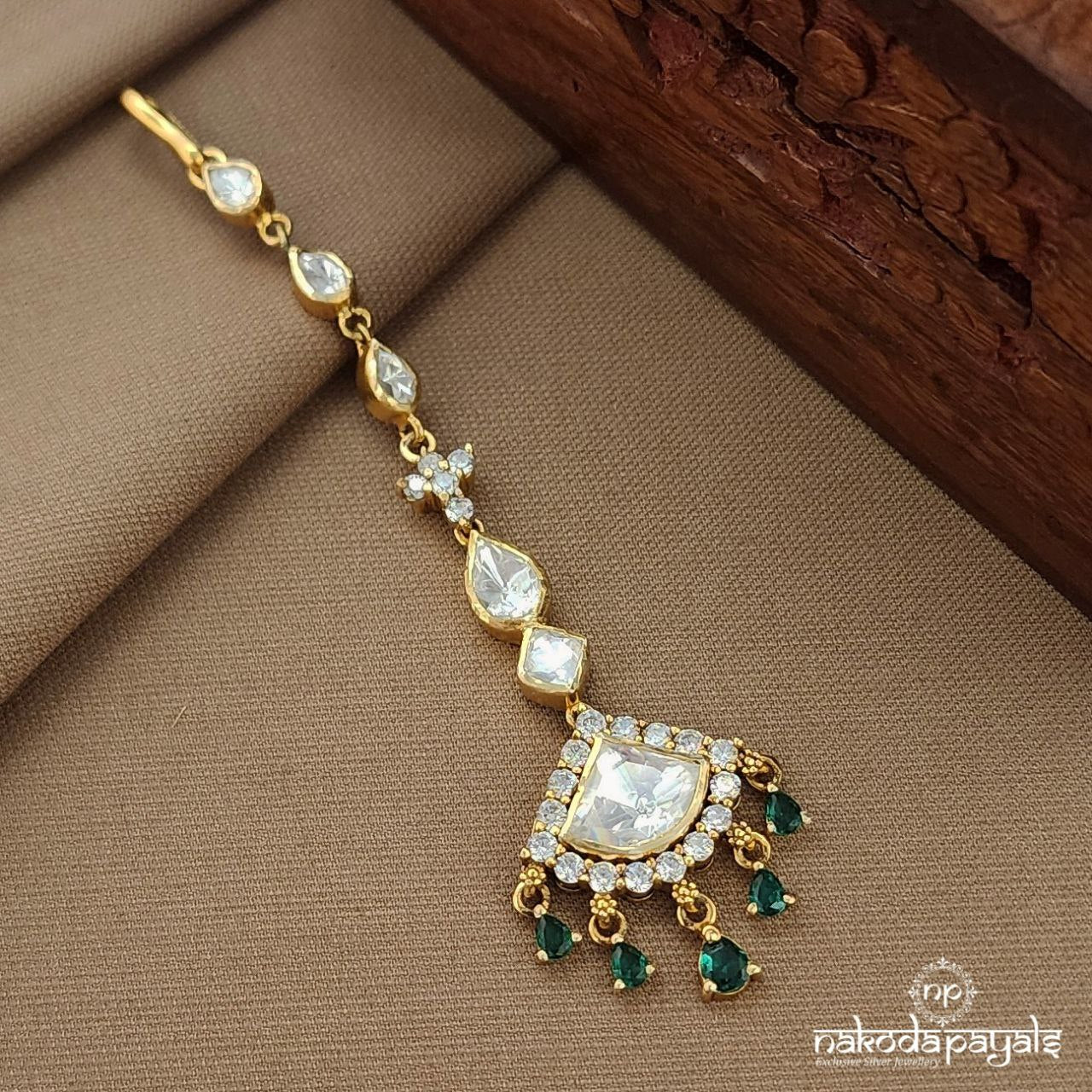 Moissanite Green Drop Maang Tikka (Gm1090)