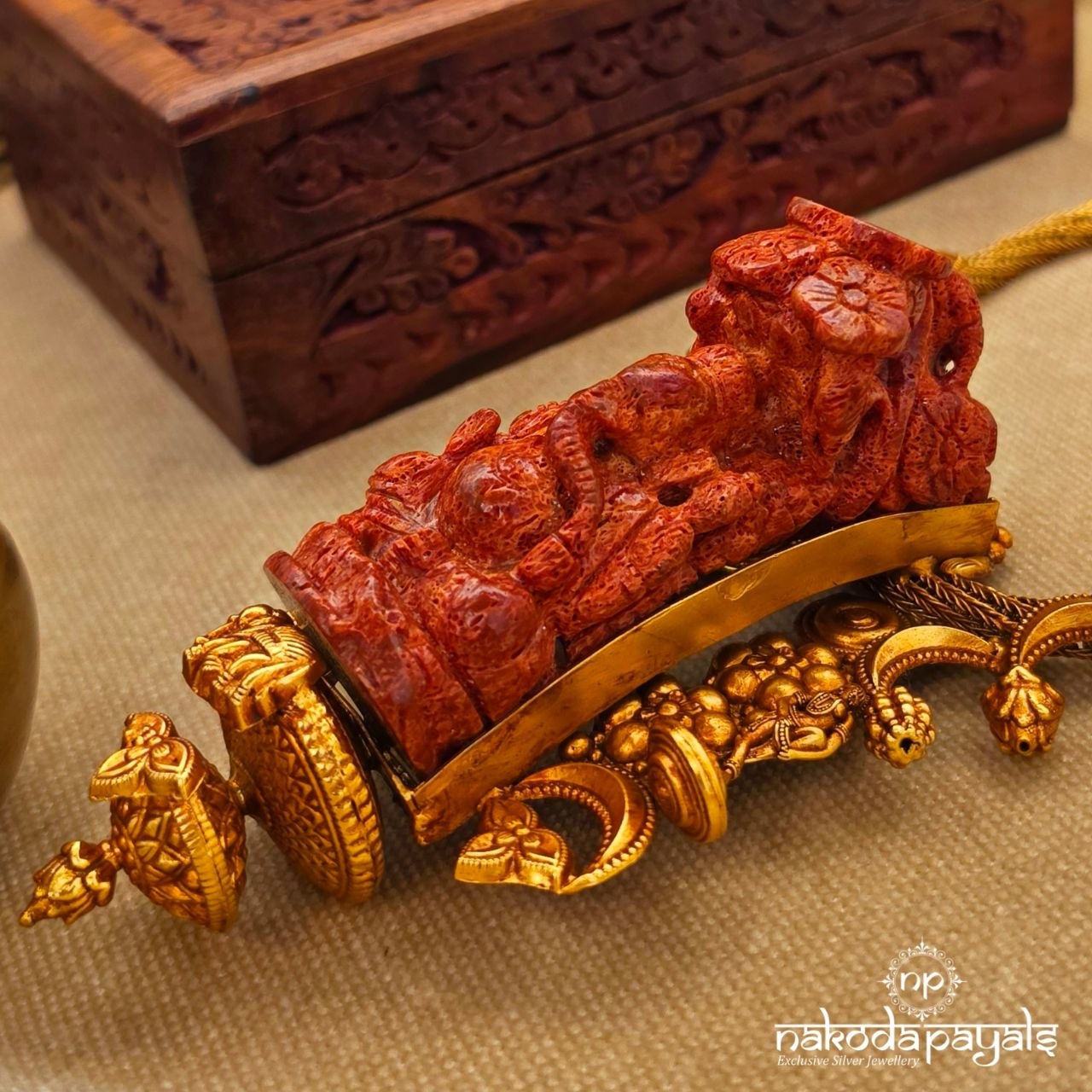 Divine Coral Ganesha Neckpiece With Earring (Gn10663)