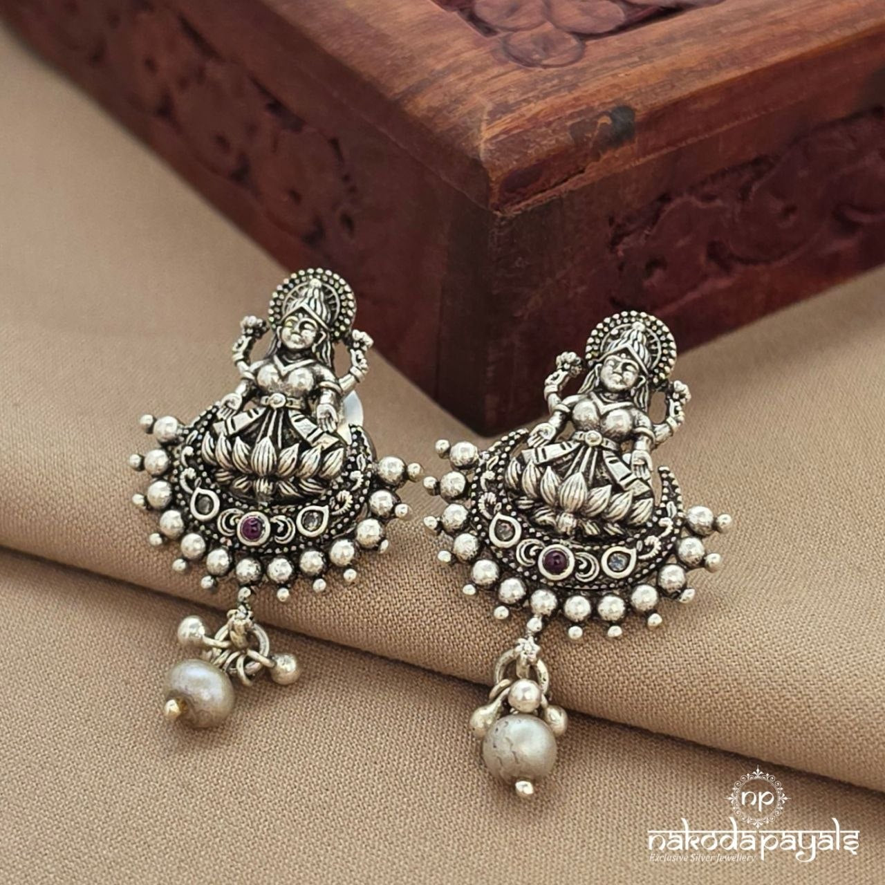 Kemp Lakshmi Studs (S9750)