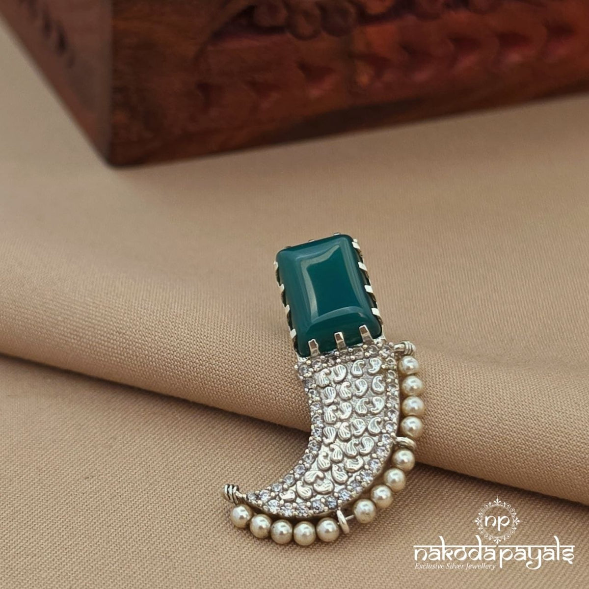 Squarish Green Pearl Pendant (P2690)