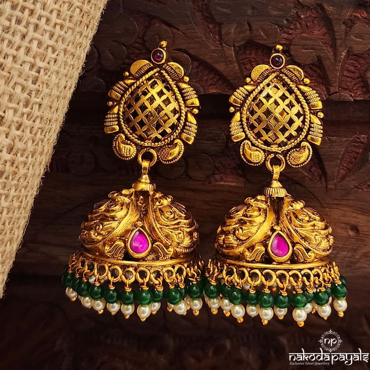 Green Drop Elegant Jhumka (Ge10242)
