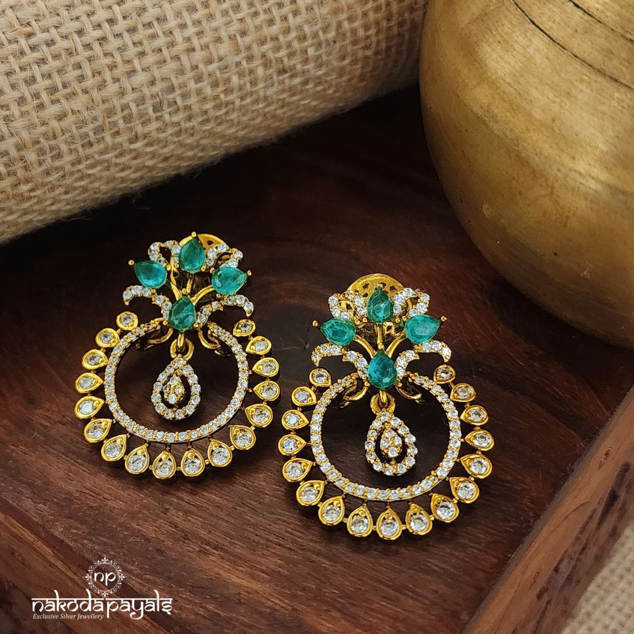 Dazzara Green Earrings (Ge8657)