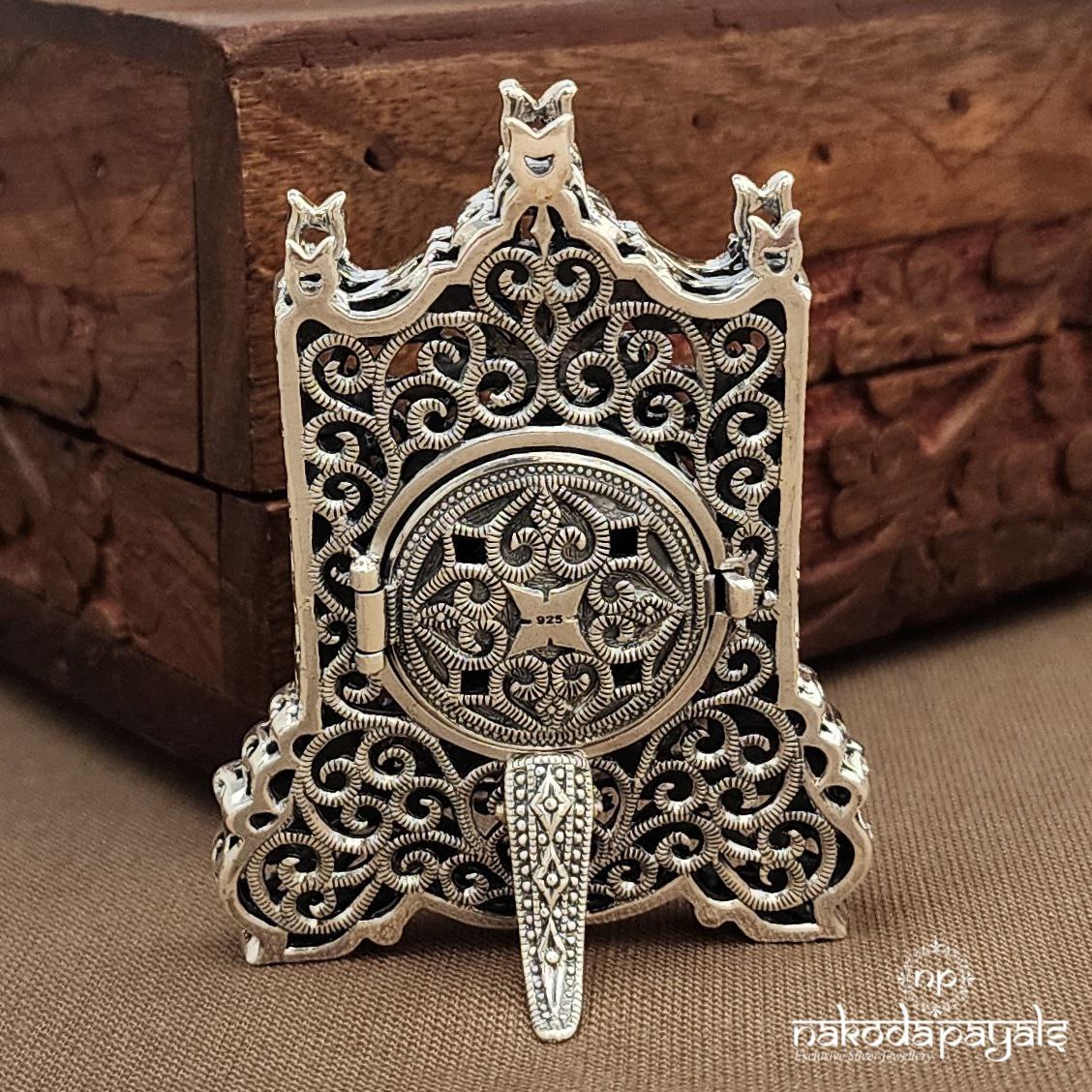 Traditional Marcasite Table Watch (W0282)