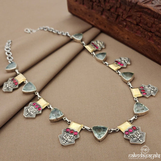 Triangular Dual Tone Kundan Neckpiece (N11396)