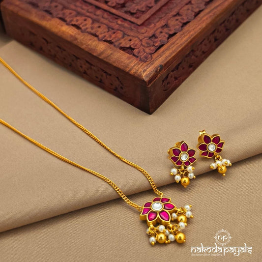Kundan Pearl Neckpiece With Earrings (Gn10383)