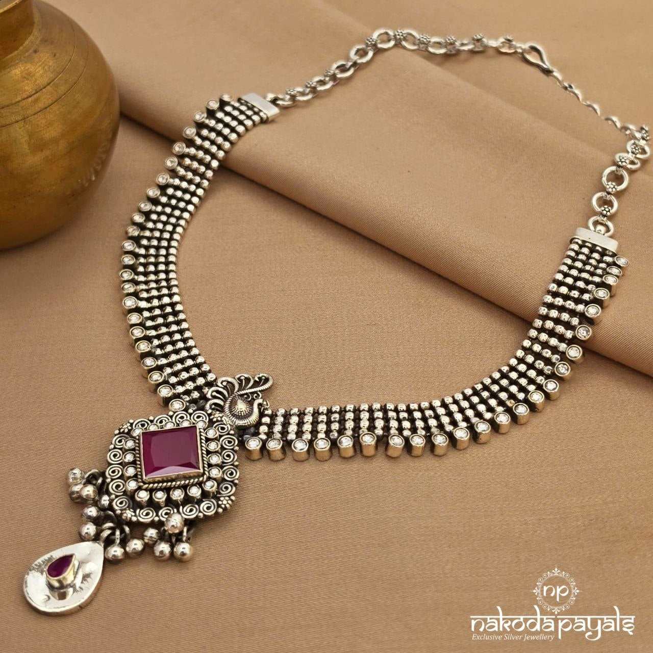 Red Squarish Drop Neckpiece (N11888)